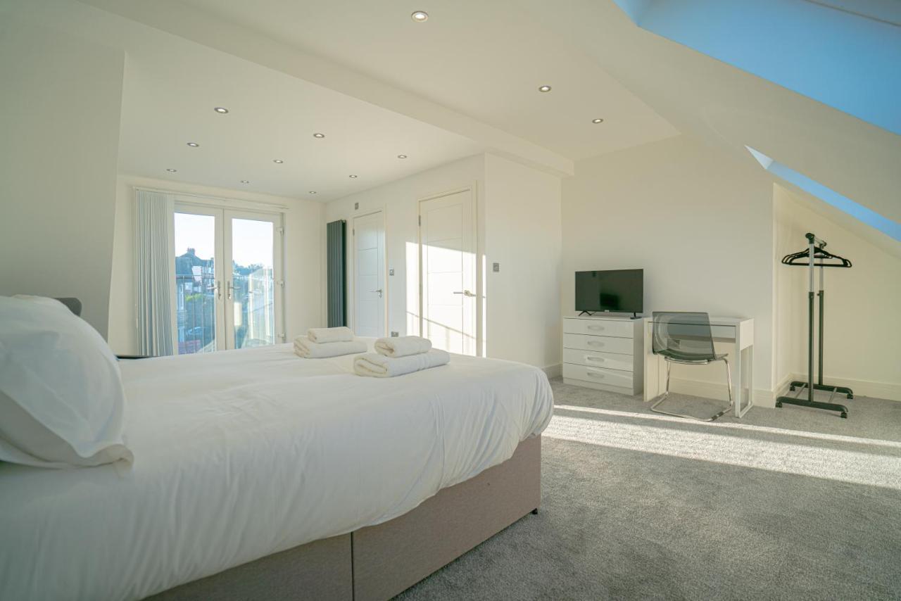Newly Refurbished Modern 4 Bed Detached House ! Villa Oxford Exteriör bild
